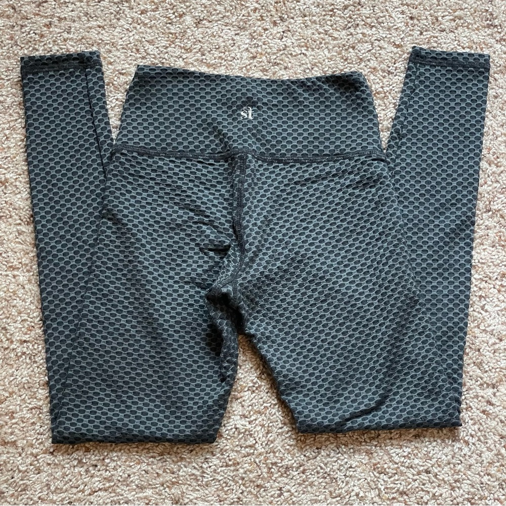 EUC Strut This Textured 7/8 legging